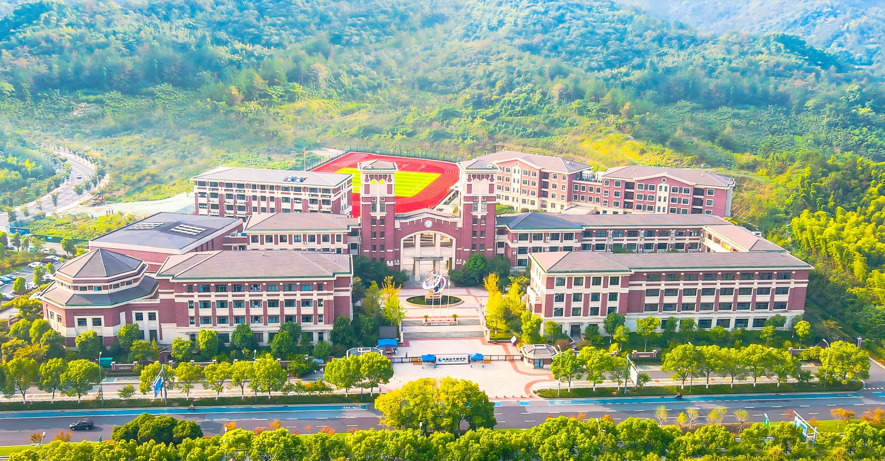 德清县华盛达外语学校.jpg