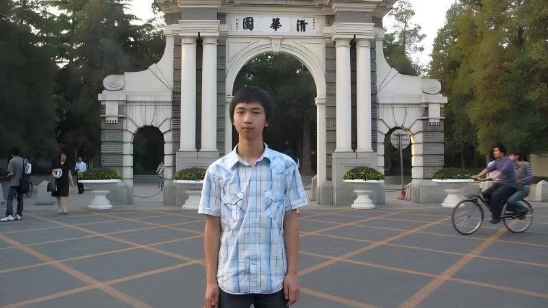 德清县华盛达外语学校校友施成.jpg