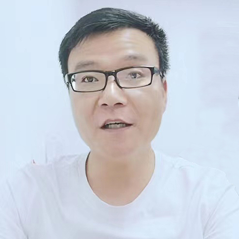 德清县华盛达外语学校教师张坤亮.jpg