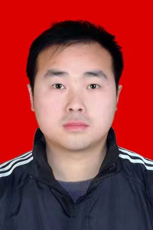 华盛达高中教师孙立.jpg