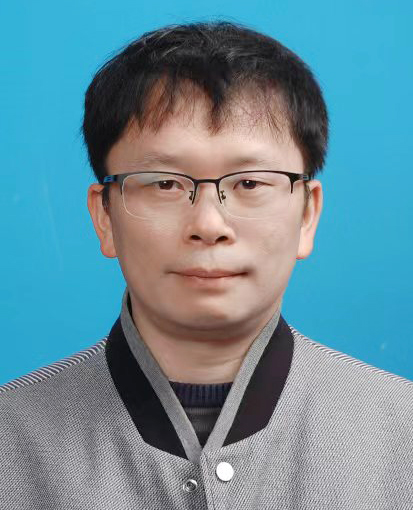 德清县华盛达外语学校教师朱岳龙.jpg